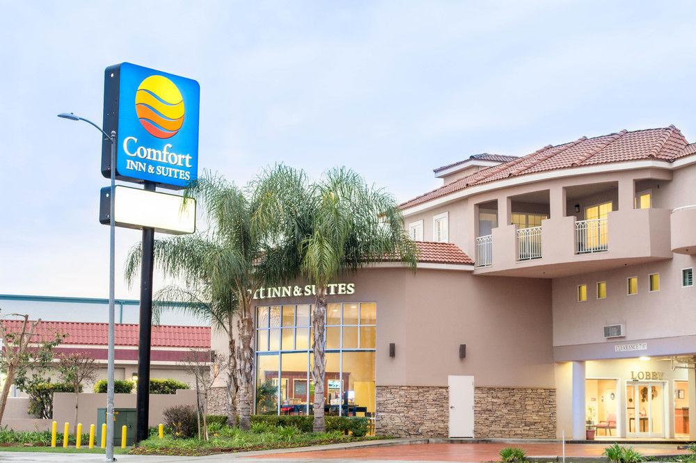 Comfort Inn & Suites Near Universal - N Hollywood - Burbank Los Angeles Ngoại thất bức ảnh